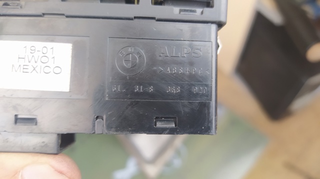 8368920 BMW Boton de luz de emergencía  en stock Córdoba