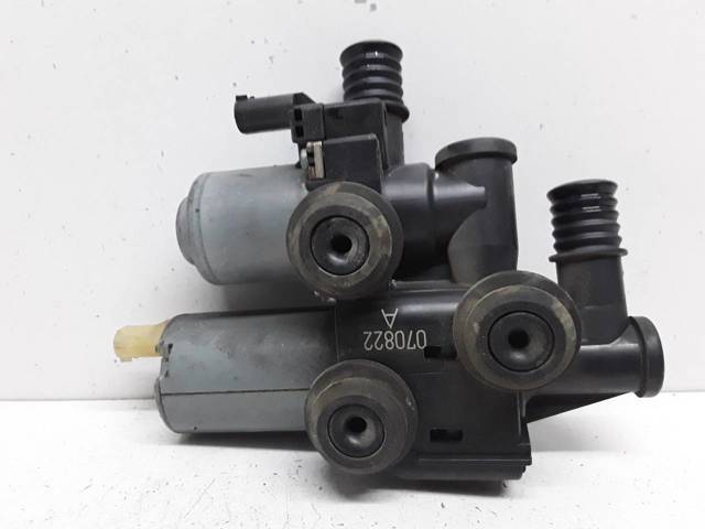 8369807 BMW Válvula calefacción  en stock Córdoba