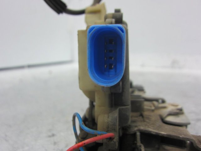 VAG 837015AM Cerradura  en stock Salamanca