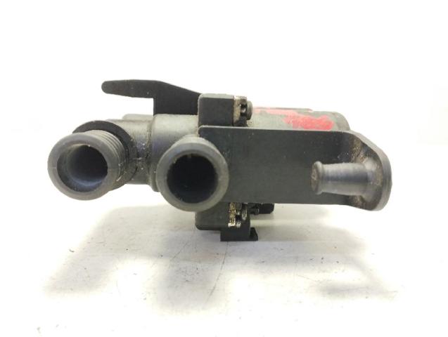 8374995 BMW Válvula calefacción comprar Madrid