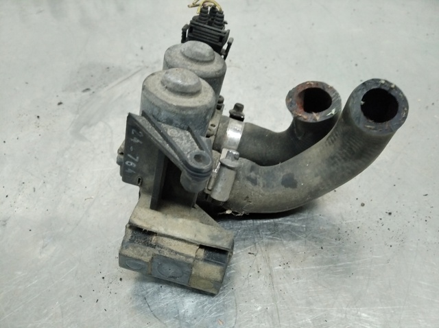 8375792 BMW