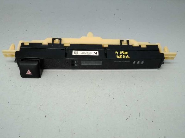 Boton De Alarma 8395042080 Toyota