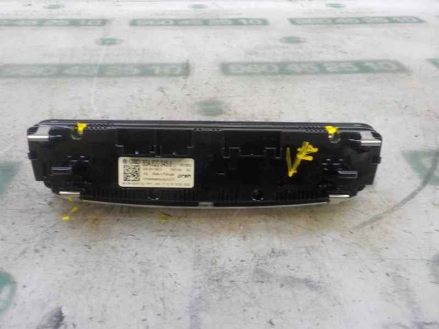 Elemento de control aire acondicionado Audi Q3  (F3B)