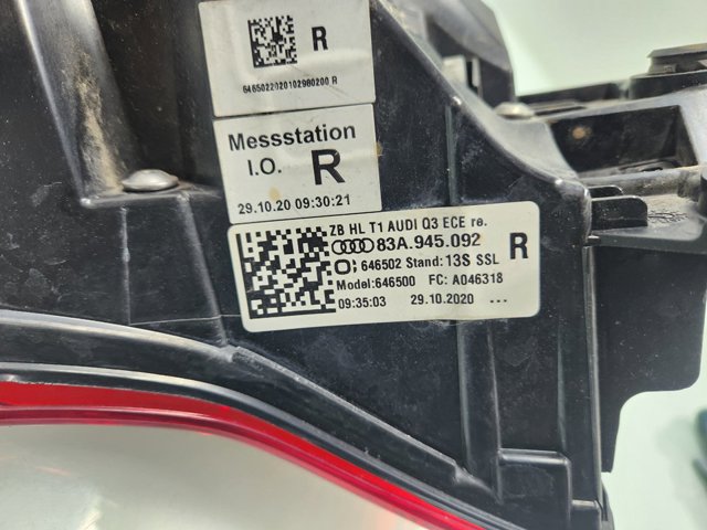 83A945092 VAG Piloto trasero exterior derecho comprar Alcalá