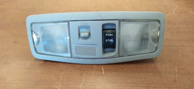 8401A009ZZ MITSUBISHI Luz de techo interior (cabina)  comprar en Oviedo