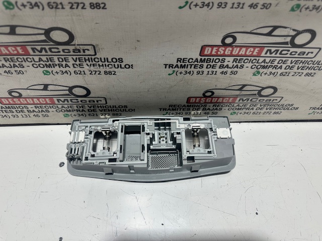 MITSUBISHI 8401A009ZZ Luz de techo interior (cabina)  disponible Valladolid