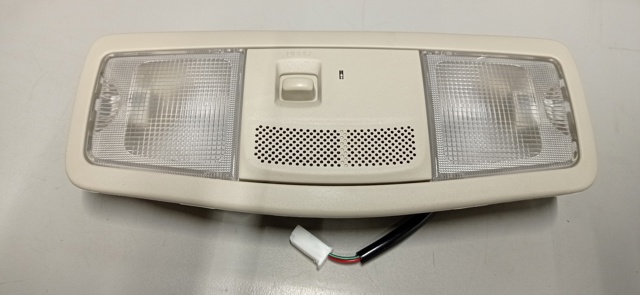 8401A009ZZ Luz de techo interior (cabina)  en stock Granada
