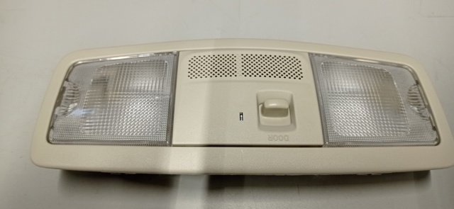 8401A009ZZ MITSUBISHI Luz de techo interior (cabina)  en stock Huelva