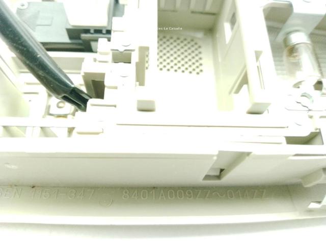 8401A009ZZ MITSUBISHI Luz de techo interior (cabina)  comprar en Jaén