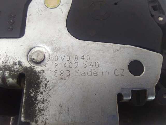 8402540 BMW Cerradura de puerta delantera derecha  en stock Huelva
