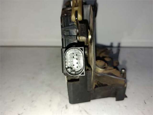 8402601 Cerradura de puerta trasera izquierda comprar Sevilla