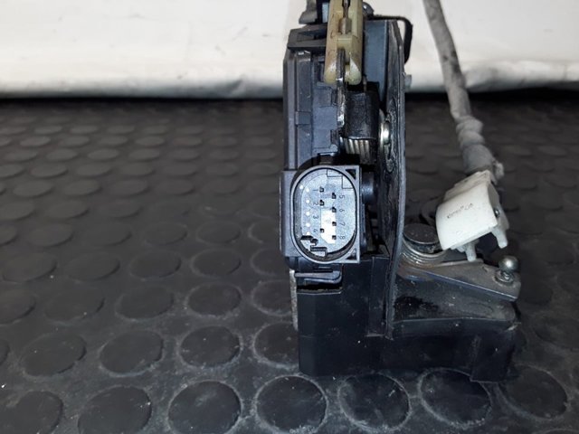 8402601 Cerradura de puerta trasera izquierda  comprar en Pontevedra