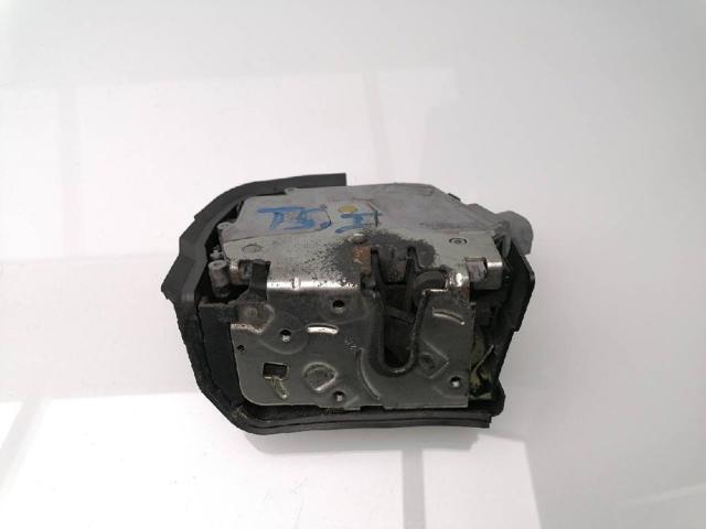 8402601 BMW Cerradura de puerta trasera izquierda  en stock Huelva