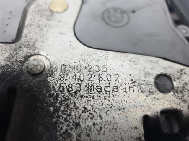 8402602 BMW Cerradura de la puerta trasera derecha  en stock Córdoba