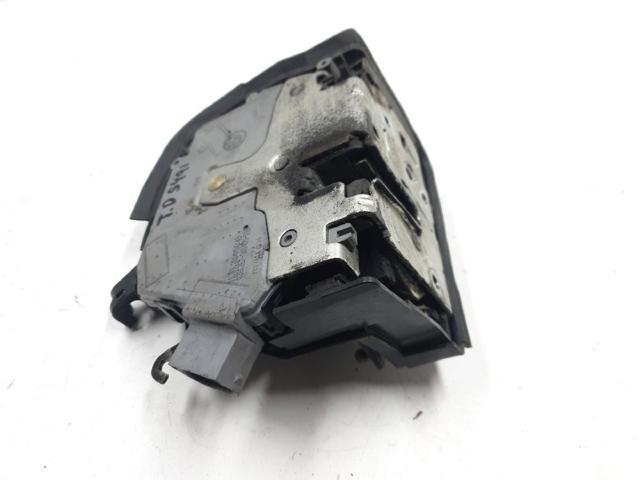 8402602 BMW Cerradura de la puerta trasera derecha comprar Madrid