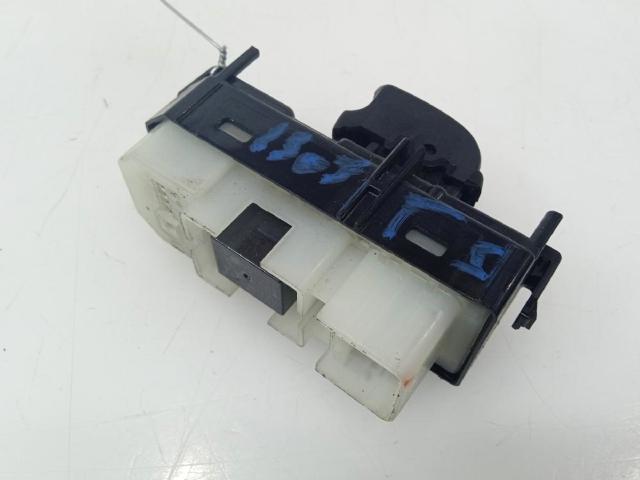 8403048070 TOYOTA  en stock Gandía
