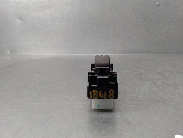 8403053020 Unidad de control de elevalunas delantero derecho  comprar en Zaragoza