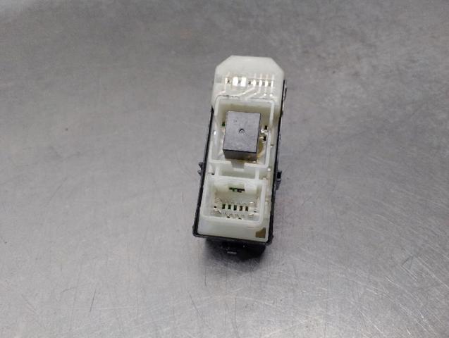 TOYOTA 8403053020 Unidad de control de elevalunas delantero derecho  en stock Terrassa