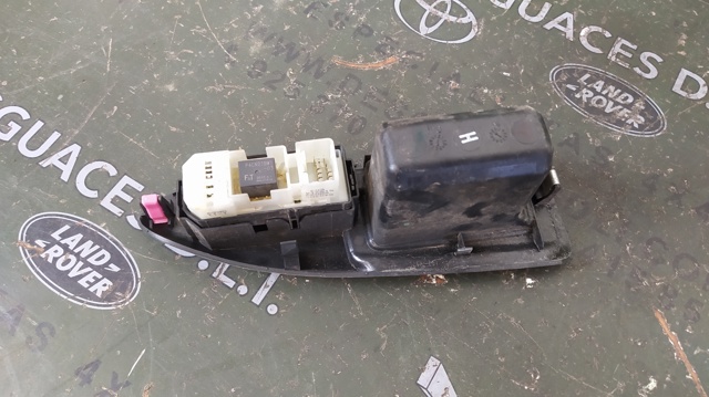 8403060022 TOYOTA Interruptor de elevalunas delantera izquierda comprar Alcalá
