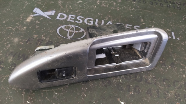 TOYOTA 8403060022 Unidad de control de elevalunas delantera izquierda  disponible Lugo
