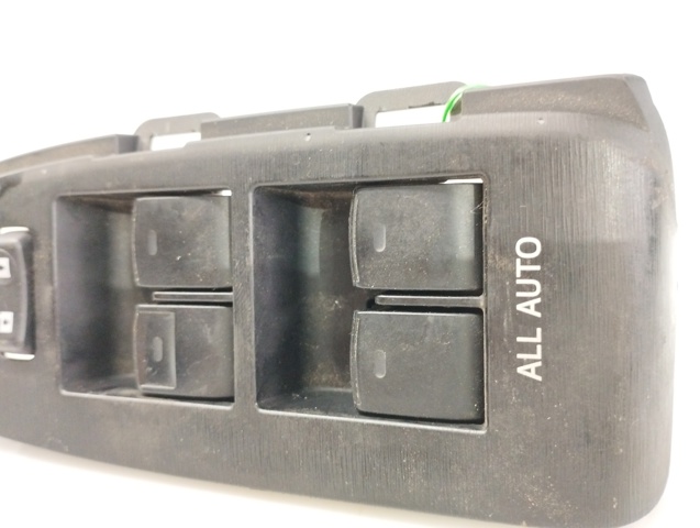 8404033100 TOYOTA Unidad de control de elevalunas delantera izquierda  comprar en Oviedo