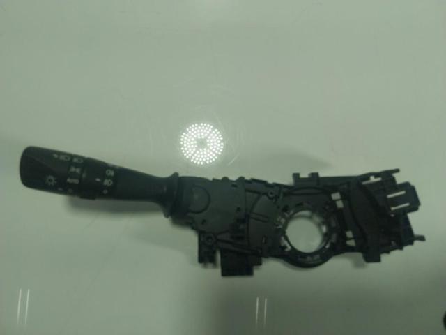 TOYOTA 8414002720 Conmutador izquierdo de la columna de dirección  en stock Salamanca