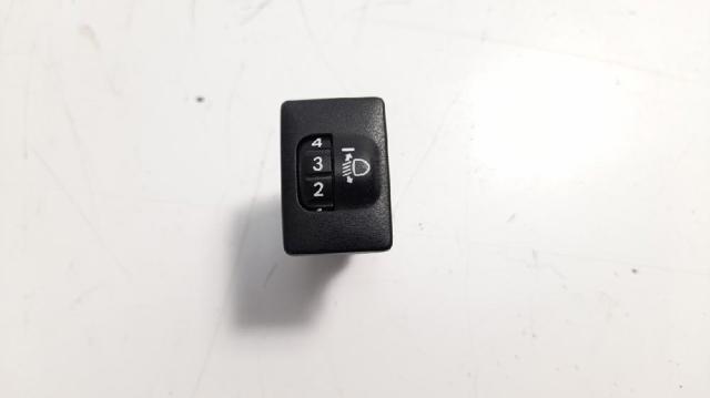 8415202080 TOYOTA Botón del regulador de altura de faros  en stock Córdoba