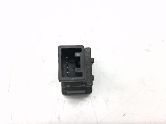 8415202080 TOYOTA Botón del regulador de altura de faros  en stock Gandía