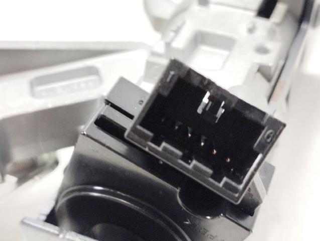 Conmutador de arranque Opel Insignia G09