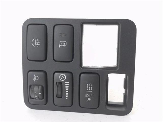 8416533040 TOYOTA Interruptor de la luz antiniebla trasera comprar Madrid