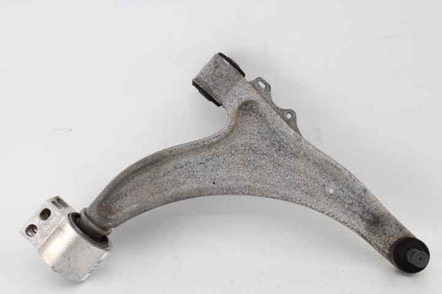 84248215 Brazo inferior derecho de la suspensión delantera  comprar en Zaragoza