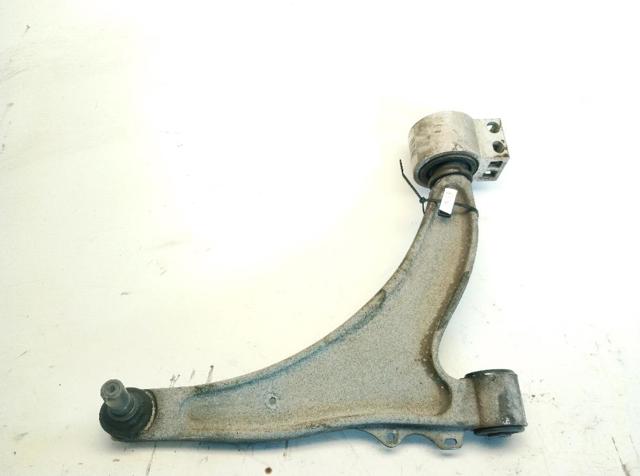 84248215 OPEL Brazo inferior derecho de la suspensión delantera  disponible Ourense