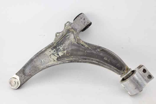 84248215 Brazo inferior derecho de la suspensión delantera comprar Girona
