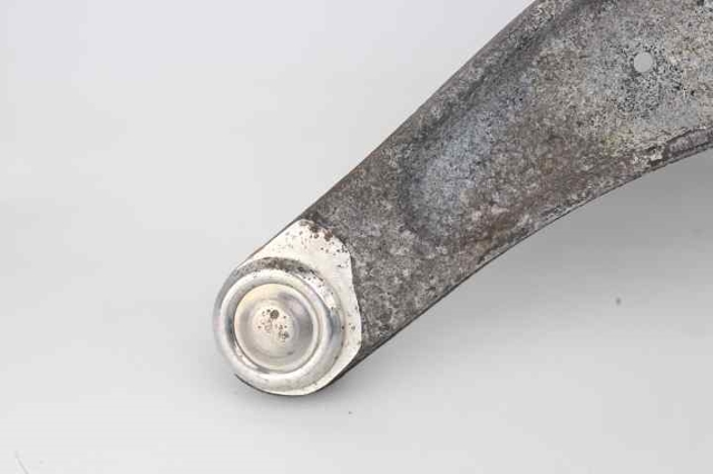 84248215 Brazo inferior derecho de la suspensión delantera comprar Almería