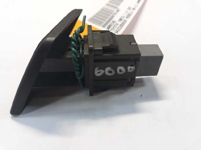 843320D020 TOYOTA Boton de luz de emergencía comprar Alcalá