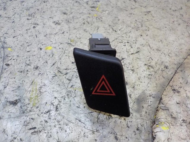 Interruptor warning Yaris  hatchback (2005-2011) original desde 36,30 €
