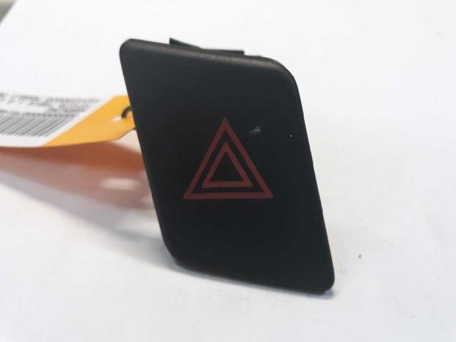 843320D020 TOYOTA Boton de luz de emergencía comprar Madrid