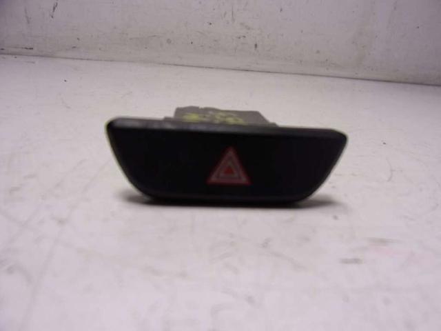 Comprar Boton de luz de emergencía Yaris  P21