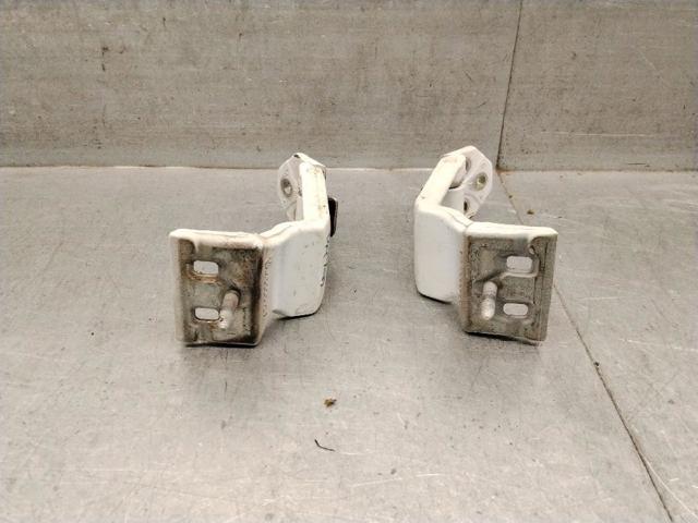 RENAULT 844000013R Bisagra de la puerta trasera batiente  disponible España