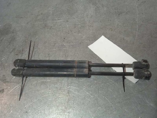 Muelle neumatico maletero para Nissan Primera  (P12)