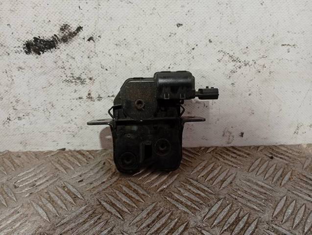 RENAULT 846300003R Cerradura de maletero  en stock Salamanca