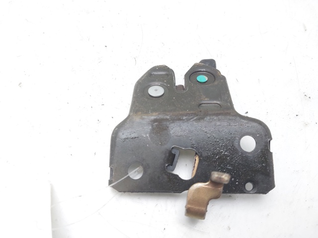 Comprar Cerradura de tapa de maletero Nissan Almera II N16 a bajo precio