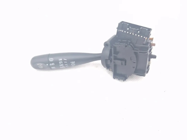 846520D010 TOYOTA Conmutador derecho de la columna de dirección  en stock Gandía
