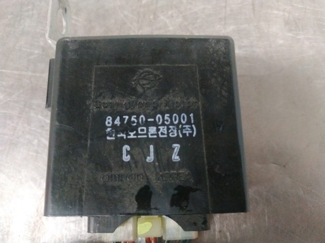 SSANG YONG 8475005001 Relé de cierre centralizado  en stock Valencia