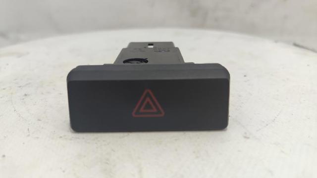 Boton de luz de emergencía para KIA Rio DC