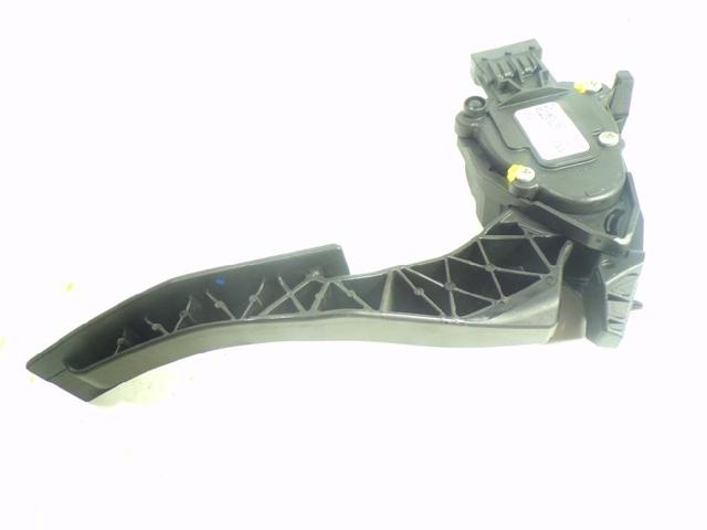 848034 Opel