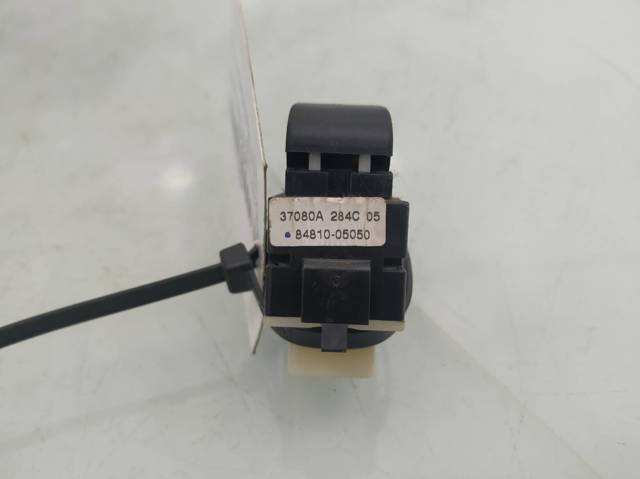 8481005050 TOYOTA Botón de elevalunas delantero derecho comprar Bilbao
