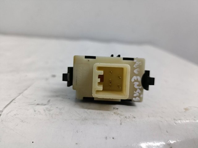 8481005050 TOYOTA Botón de encendido del motor del elevalunas delantero derecho  comprar en Oviedo