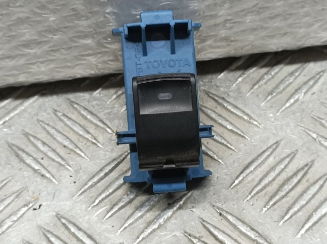 TOYOTA 8481005070 Botón de elevalunas delantero derecho comprar Tarragona