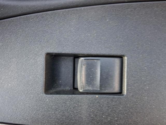 848100D030 TOYOTA Botón de elevalunas delantero derecho comprar Alcalá